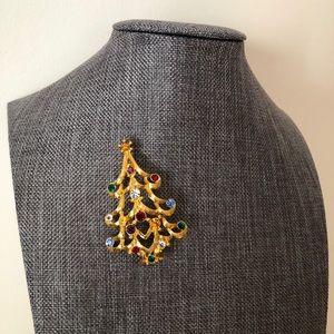 Vintage Monet Christmas Tree rhinestone brooch